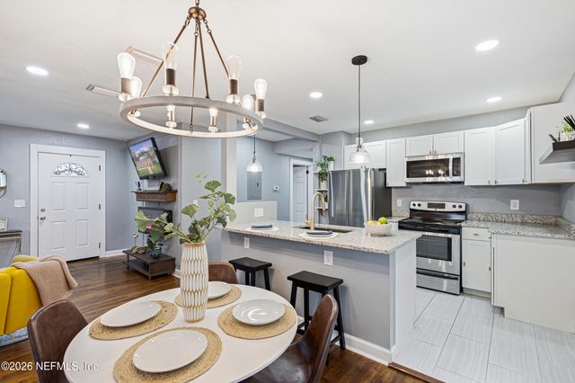 5257 ATTLEBORO Street, Jacksonville, FL 32205