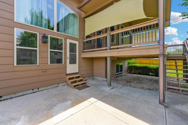 2224 N Flutter Ct, Wichita, KS 67228