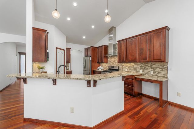 2224 N Flutter Ct, Wichita, KS 67228