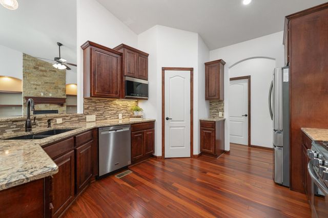 2224 N Flutter Ct, Wichita, KS 67228