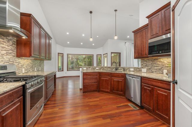 2224 N Flutter Ct, Wichita, KS 67228