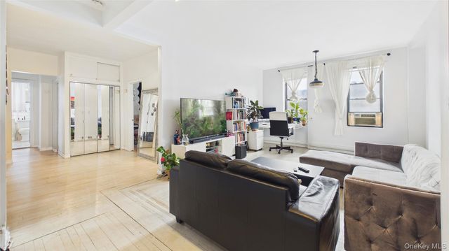 3564 89th Street 5C, Jackson Heights, NY 11372