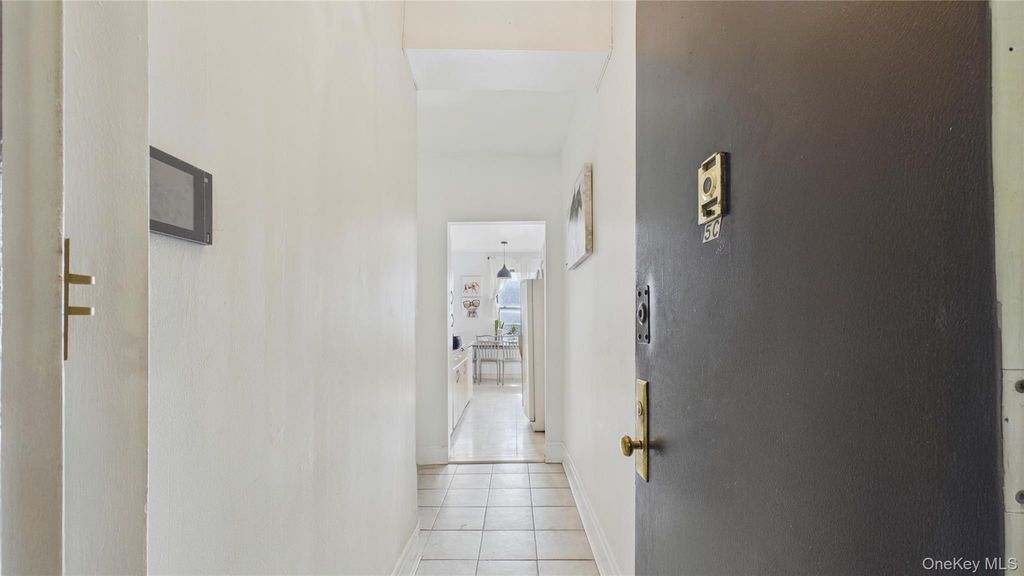 3564 89th Street 5C, Jackson Heights, NY 11372