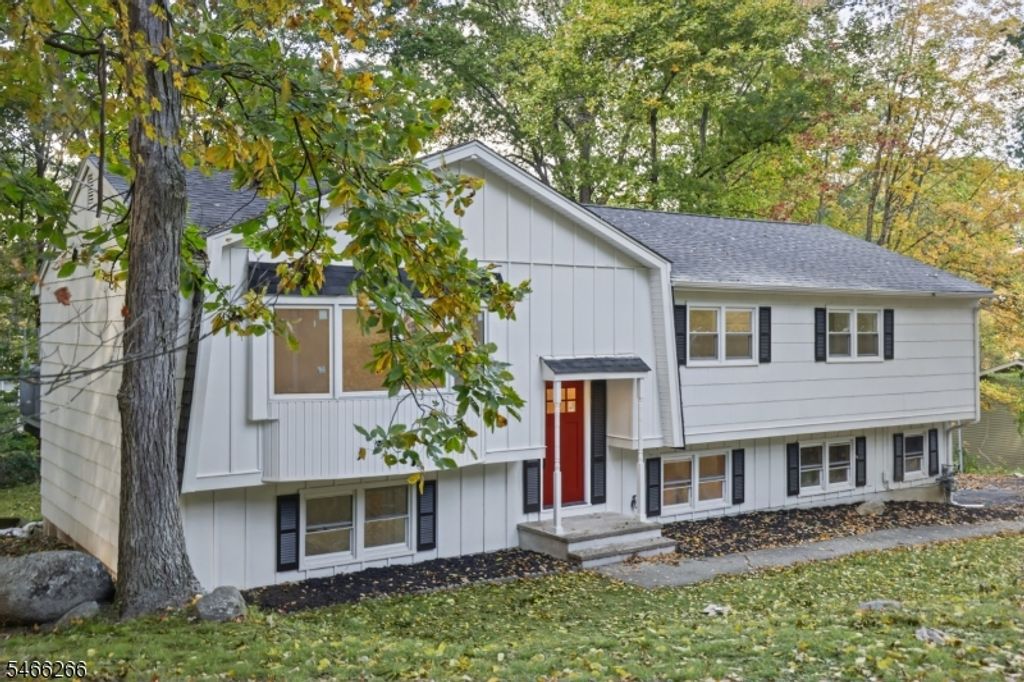 11 Colby Dr, Byram Twp., NJ 07821 — photo 3