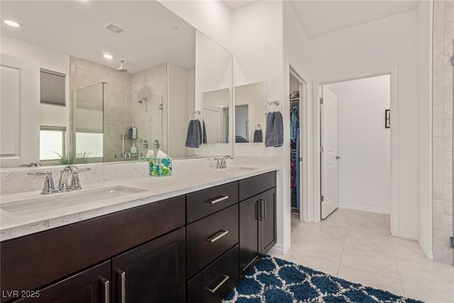 29 Mirage View Drive, Henderson, NV 89011