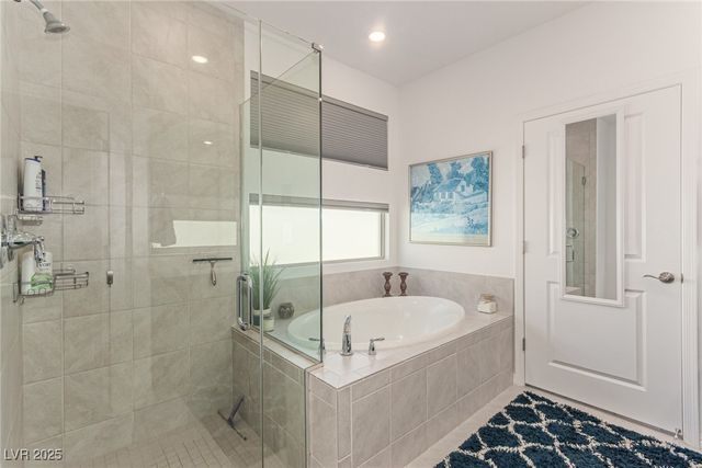 29 Mirage View Drive, Henderson, NV 89011