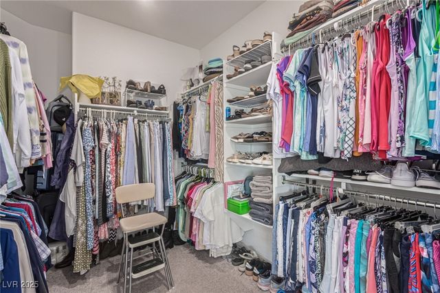 29 Mirage View Drive, Henderson, NV 89011