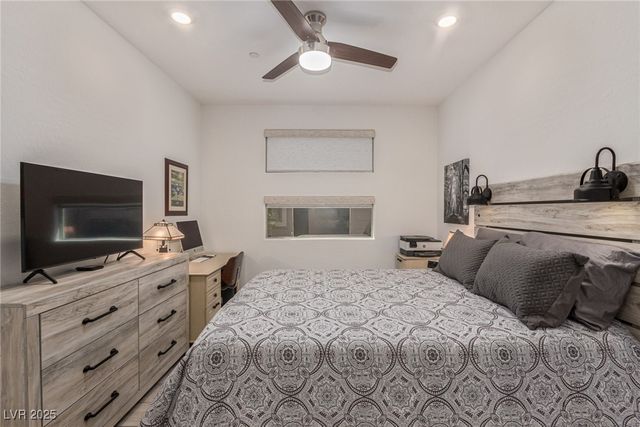 29 Mirage View Drive, Henderson, NV 89011