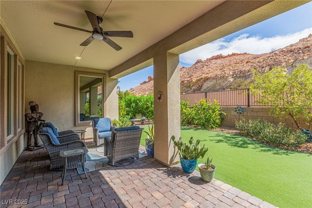 29 Mirage View Drive, Henderson, NV 89011