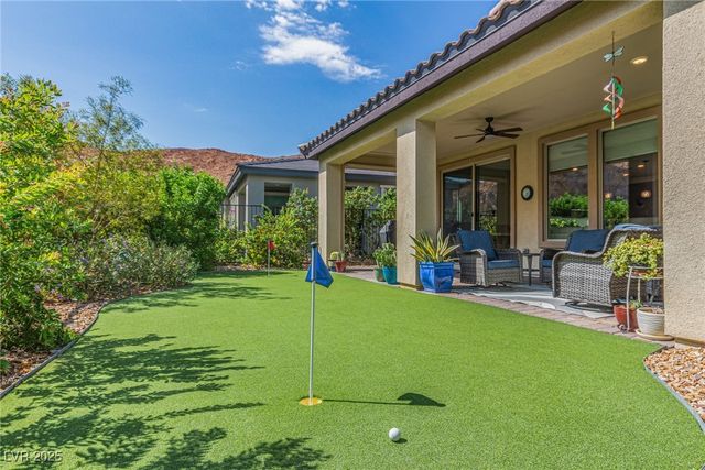 29 Mirage View Drive, Henderson, NV 89011