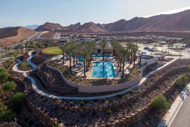 29 Mirage View Drive, Henderson, NV 89011