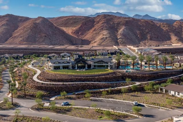 29 Mirage View Drive, Henderson, NV 89011