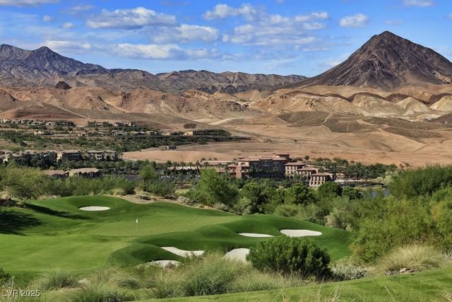 29 Mirage View Drive, Henderson, NV 89011