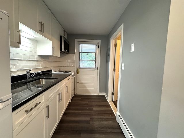 23 Burlington Street 3, Woburn, MA 01801