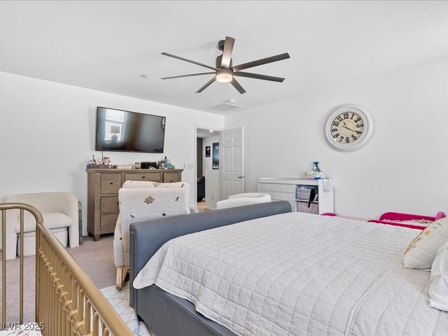 6082 Rose Springs Avenue, Las Vegas, NV 89130