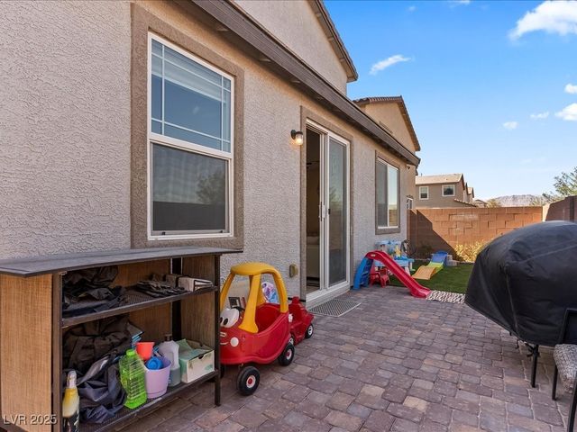 6082 Rose Springs Avenue, Las Vegas, NV 89130