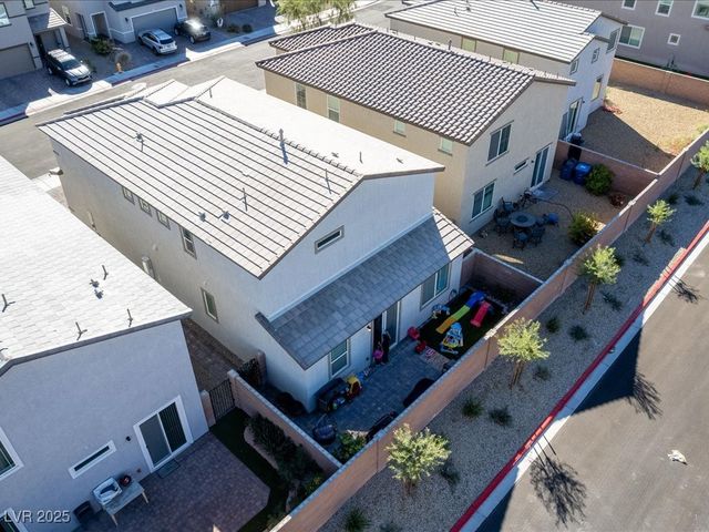 6082 Rose Springs Avenue, Las Vegas, NV 89130