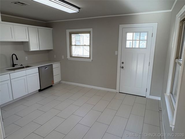 111 S 65th West Avenue, Tulsa, OK 74127