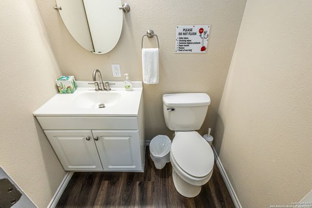 1202 N CENTER, San Antonio, TX 78202