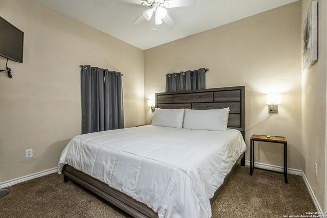1202 N CENTER, San Antonio, TX 78202