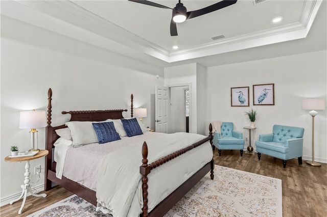 1301 NE Buckingham Boulevard, Bentonville, AR 72712