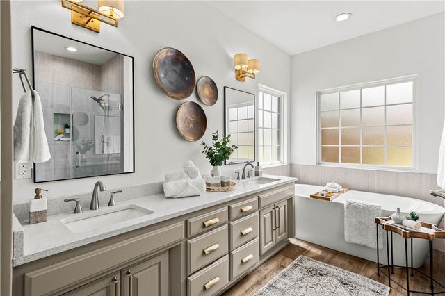 1301 NE Buckingham Boulevard, Bentonville, AR 72712