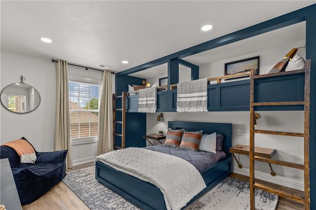 1301 NE Buckingham Boulevard, Bentonville, AR 72712