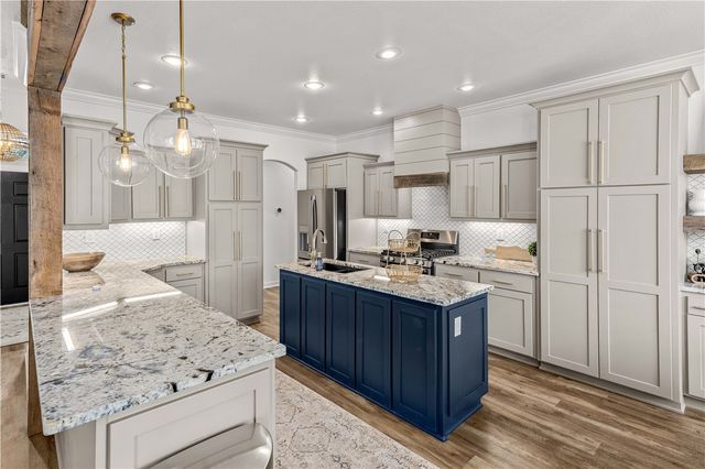 1301 NE Buckingham Boulevard, Bentonville, AR 72712