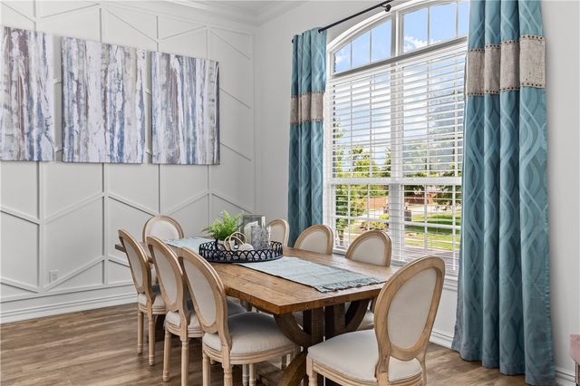 1301 NE Buckingham Boulevard, Bentonville, AR 72712