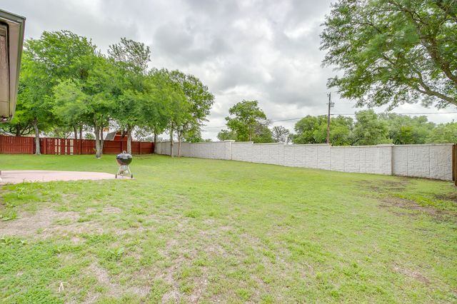 1208 Saddle Trail, Willow Park, TX 76087