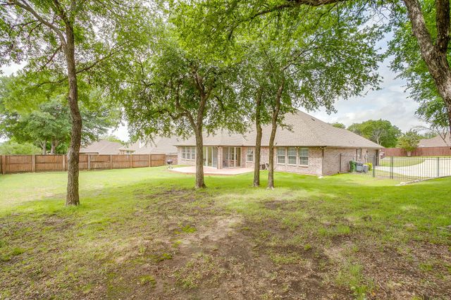 1208 Saddle Trail, Willow Park, TX 76087