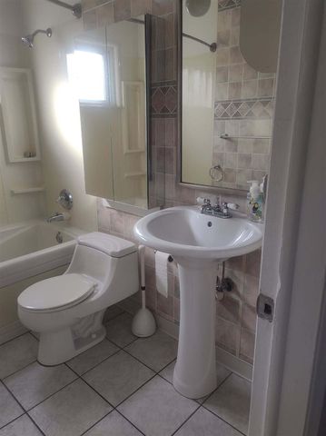 5136 Cornell Street, Dearborn Heights, MI 48125