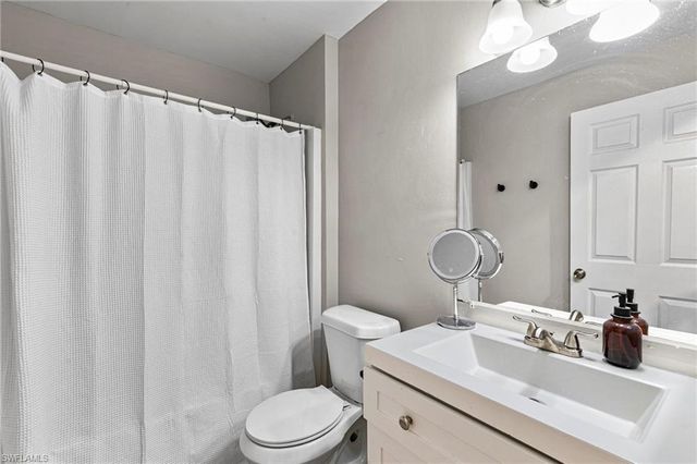 8264-8268 Matanzas RD, Fort Myers, FL 33967