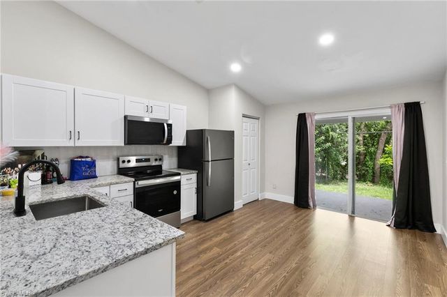 8264-8268 Matanzas RD, Fort Myers, FL 33967