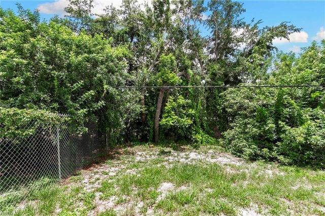 8264-8268 Matanzas RD, Fort Myers, FL 33967