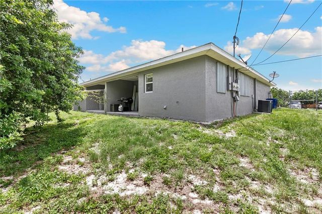 8264-8268 Matanzas RD, Fort Myers, FL 33967