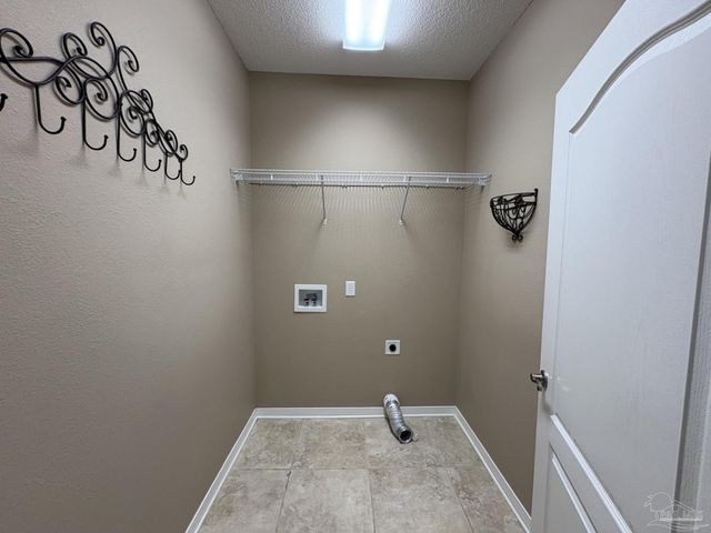 3554 Haley Way, Pace, FL 32571