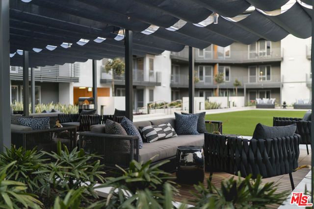 3425 W OLIVE Avenue 247, Burbank, CA 91505