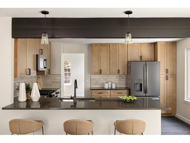 10471 Hoyt Way, Broomfield, CO 80021