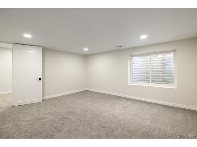 10471 Hoyt Way, Broomfield, CO 80021