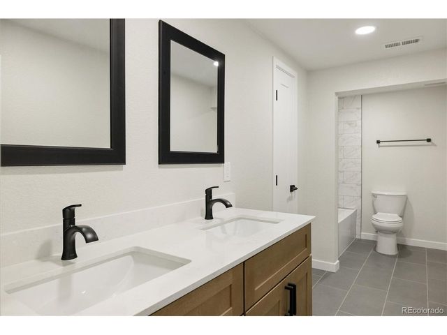 10471 Hoyt Way, Broomfield, CO 80021