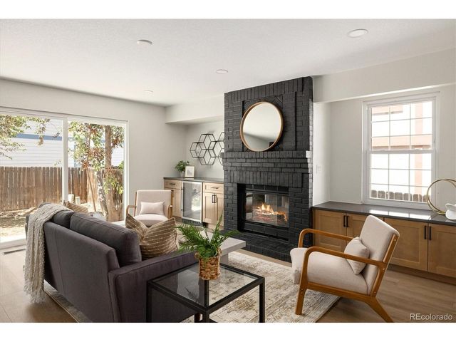 10471 Hoyt Way, Broomfield, CO 80021