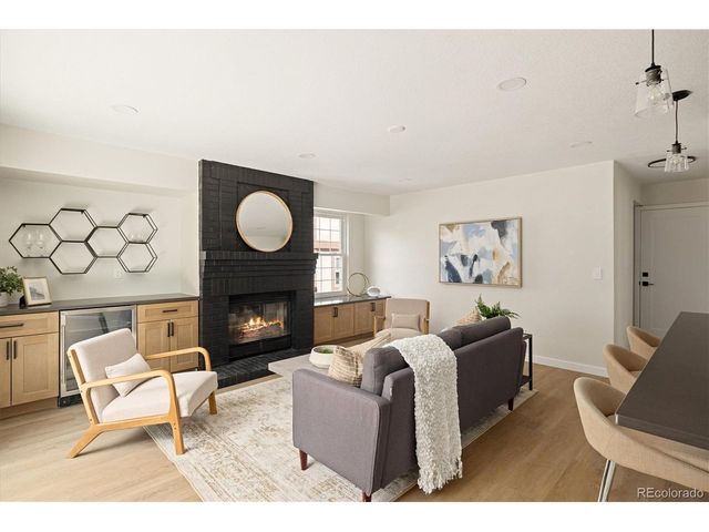 10471 Hoyt Way, Broomfield, CO 80021