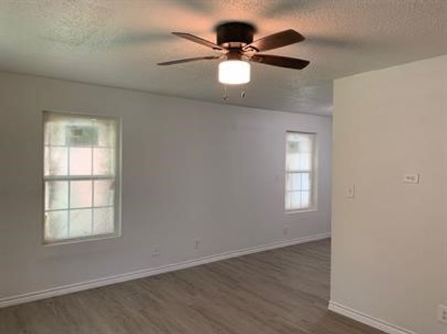 1916 Liberty Street, Bonham, TX 75418