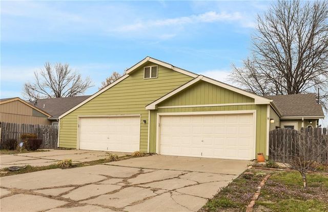 1200-1202 E 25th Terrace, Lawrence, KS 66046