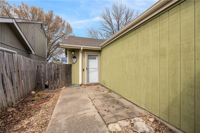 1200-1202 E 25th Terrace, Lawrence, KS 66046