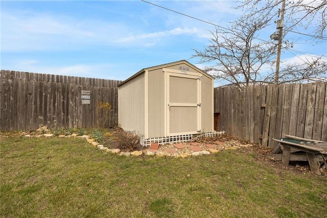 1200-1202 E 25th Terrace, Lawrence, KS 66046