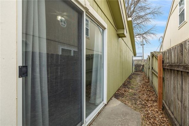 1200-1202 E 25th Terrace, Lawrence, KS 66046