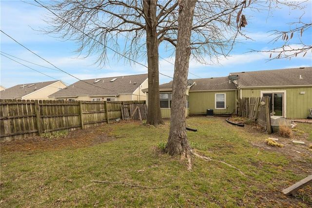 1200-1202 E 25th Terrace, Lawrence, KS 66046