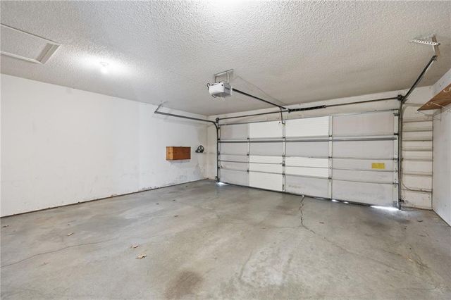 1200-1202 E 25th Terrace, Lawrence, KS 66046